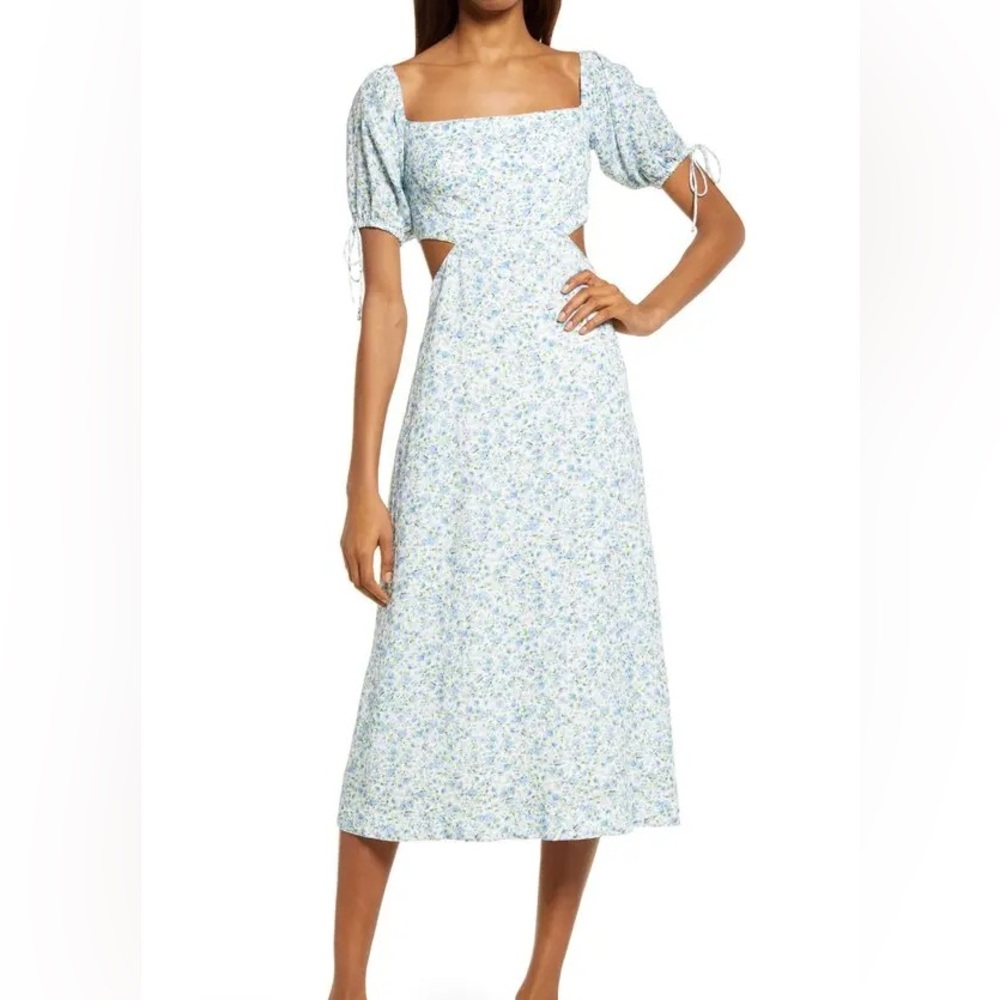 🔑 Ever New Blue Floral Puff Sleeve Midi Dress – Cutout Waist
